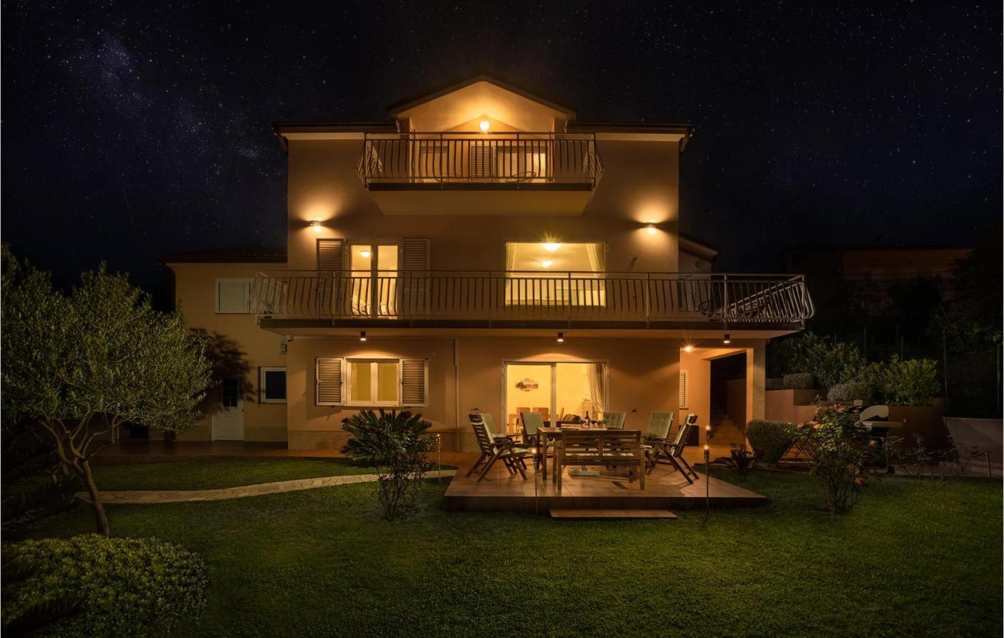 Nice Home In Jadranovo With Outdoor Swimming Pool Экстерьер фото