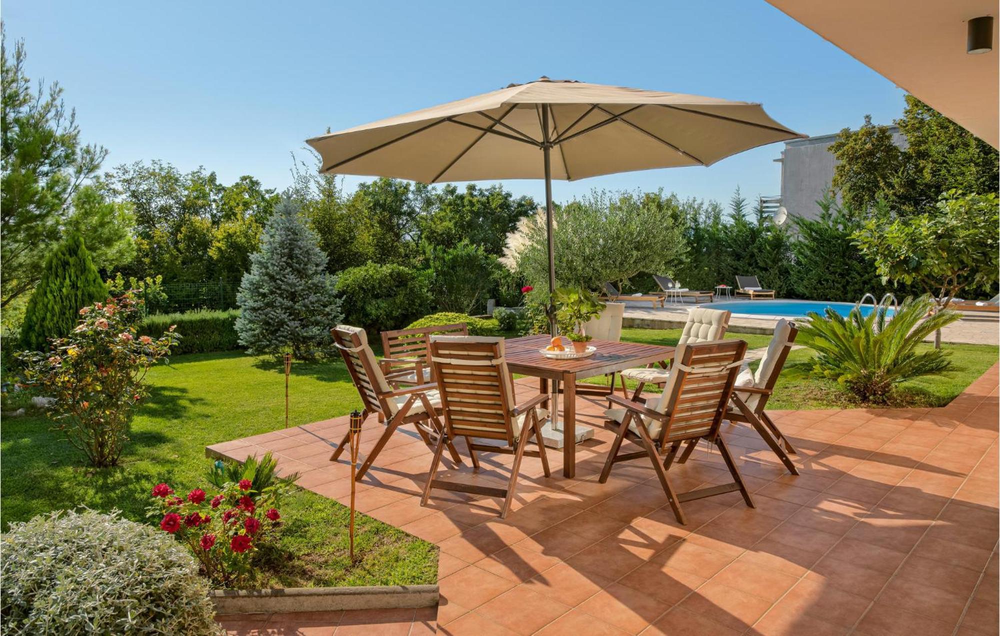 Nice Home In Jadranovo With Outdoor Swimming Pool Экстерьер фото
