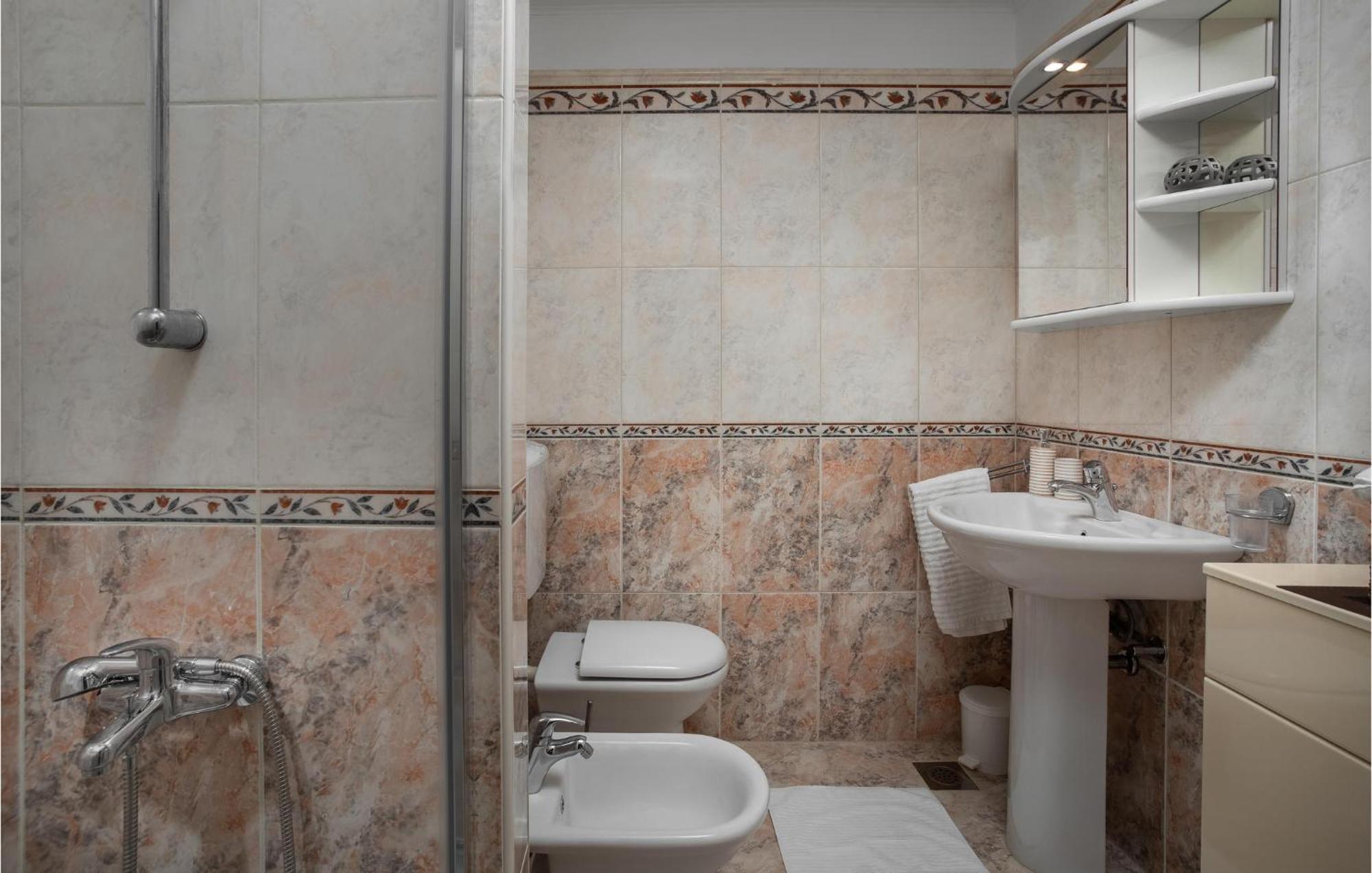 Nice Home In Jadranovo With Outdoor Swimming Pool Экстерьер фото